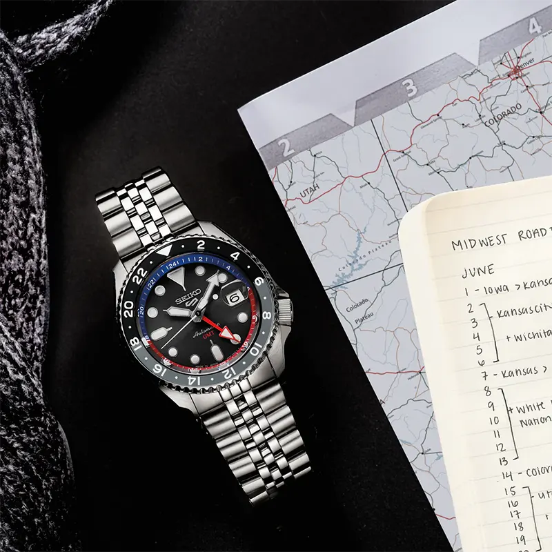 Seiko 5 Sports GMT Pepsi Charcoal Dial Men’s Watch | SSK019J1